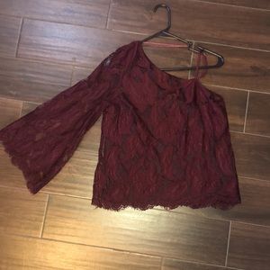 1. STATE; Size S; Burgundy